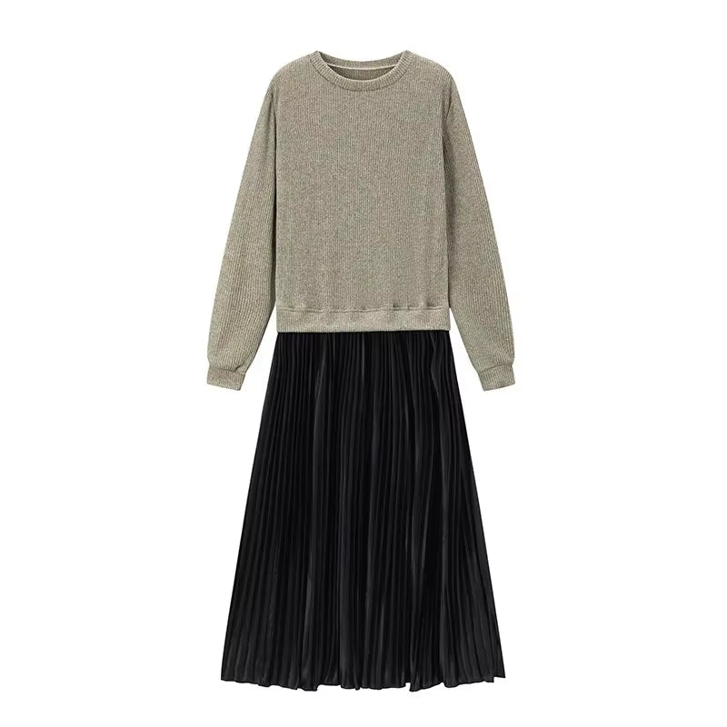 Elevate Your Wardrobe with Our Pure Color Knitted Long Sleeve Pleated Splice Dress - Perfect for Spring and Autumn Chic!